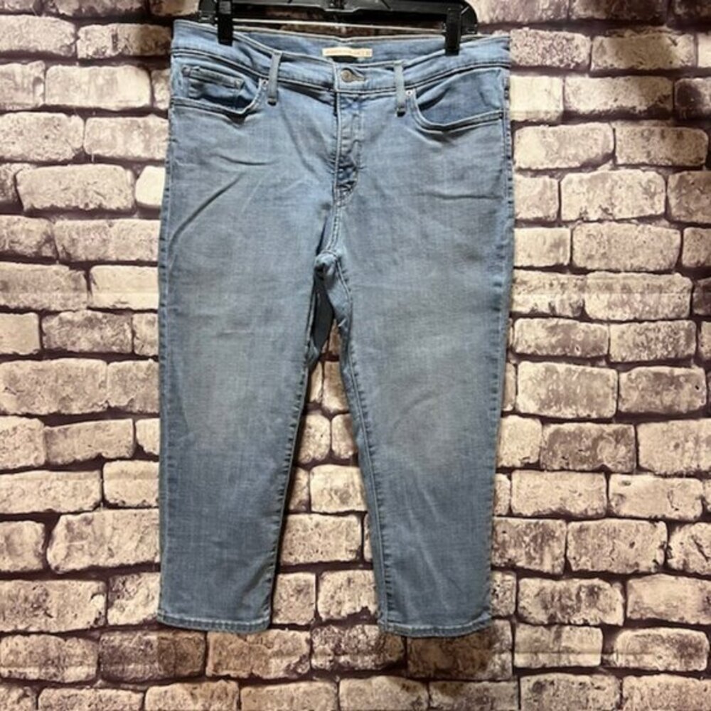 Levi's 311 Shaping Skinny Capri Pants Size 32